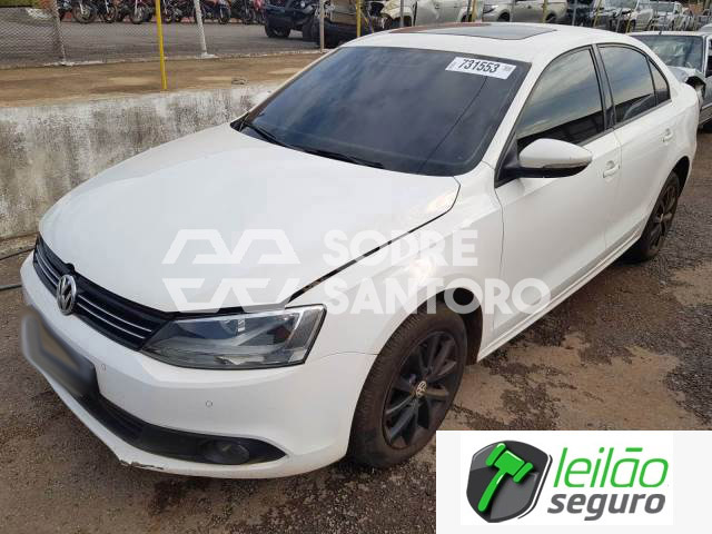 LOTE 018 VOLKSWAGEN/JETTA COMFORTLINE 2.0 TOTAL FLEX 2014 