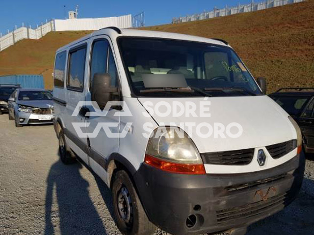 LOTE 011 - RENAULT MASTER FURGAO 8M3 L1H1 2013