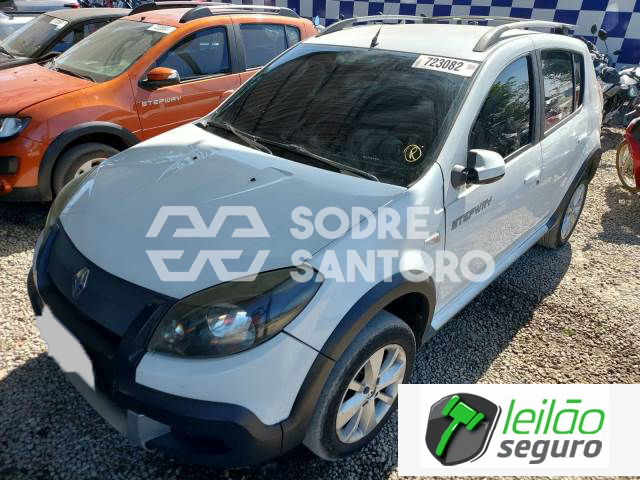 LOTE 033 RENAULT/SANDERO STEPWAY 1.6 16V HI-FLEX 2014