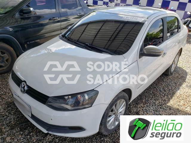 LOTE 037 VOLKSWAGEN/VOYAGE COMFORTLINE 1.0 TOTAL FLEX