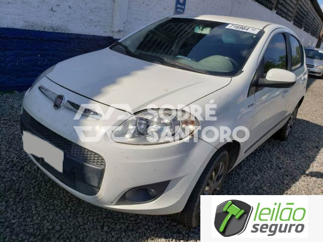 LOTE 028 FIAT/PALIO ESSENCE 1.6 16V E.TORQ 2015