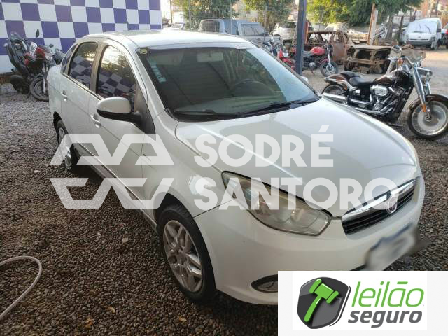 LOTE 039 FIAT/GRAND SIENA ESSENCE DUALOGIC 1.6 16V E.TORQ 2013