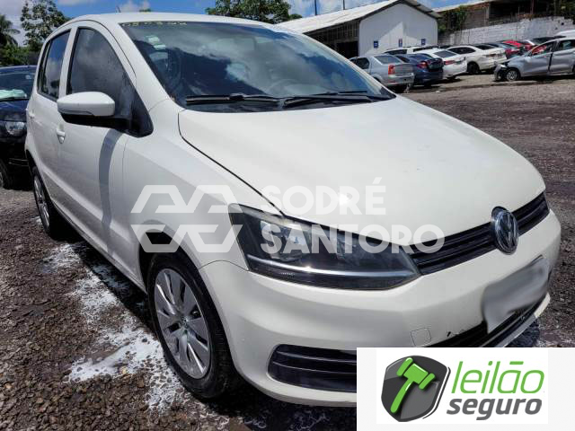 LOTE 030 VOLKSWAGEN/FOX TRENDLINE 1.6 MSI 2015